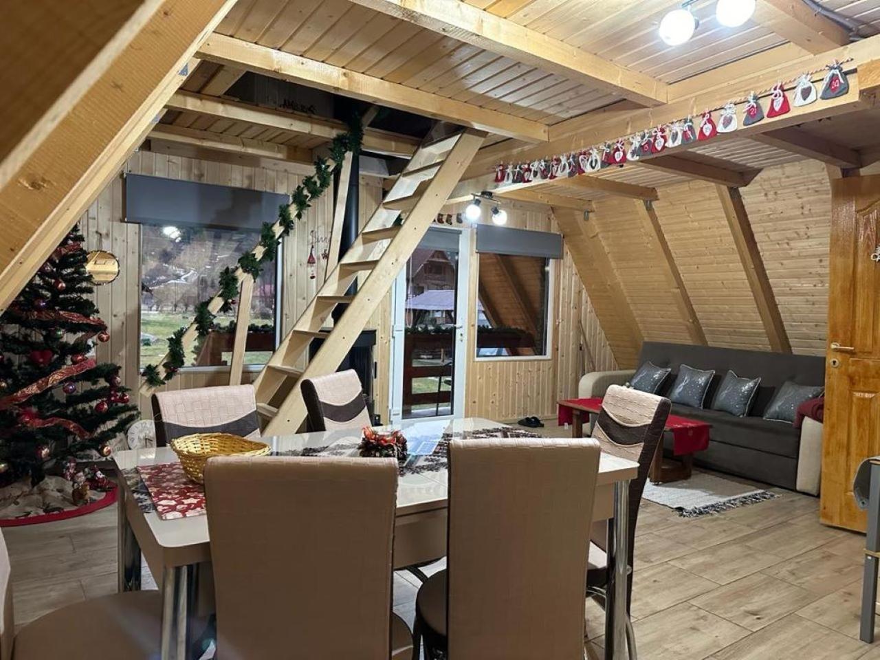 Cabanutze Satic Villa Rucăr Buitenkant foto