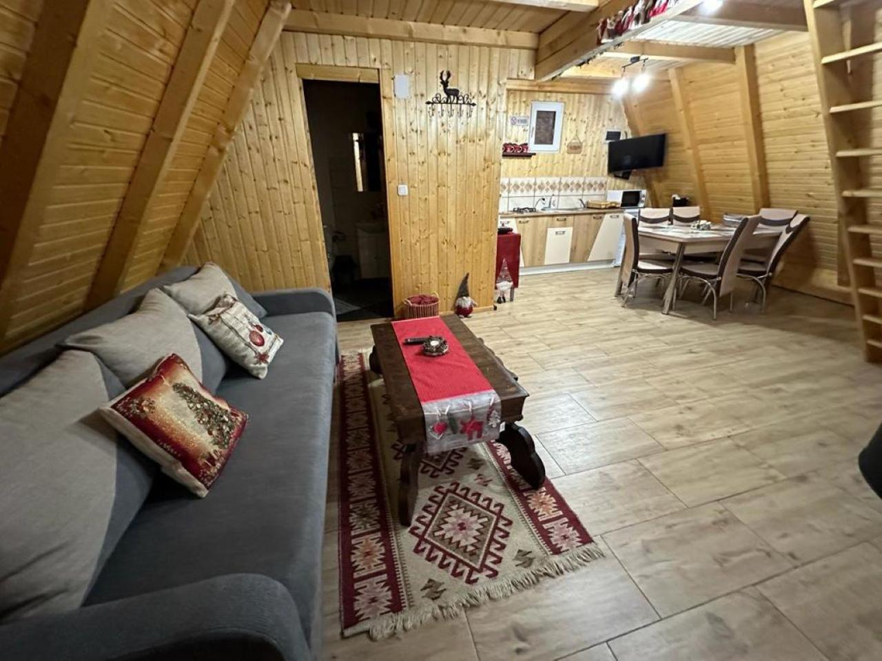 Cabanutze Satic Villa Rucăr Buitenkant foto