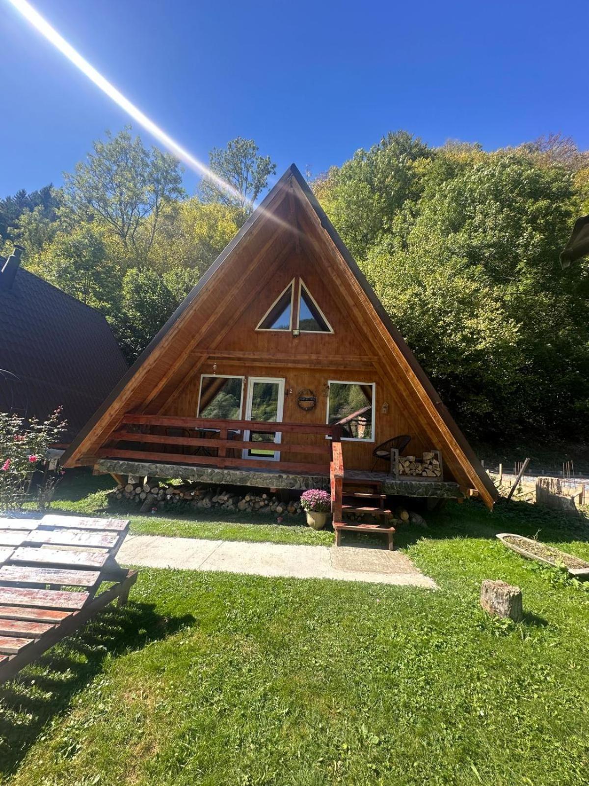Cabanutze Satic Villa Rucăr Buitenkant foto