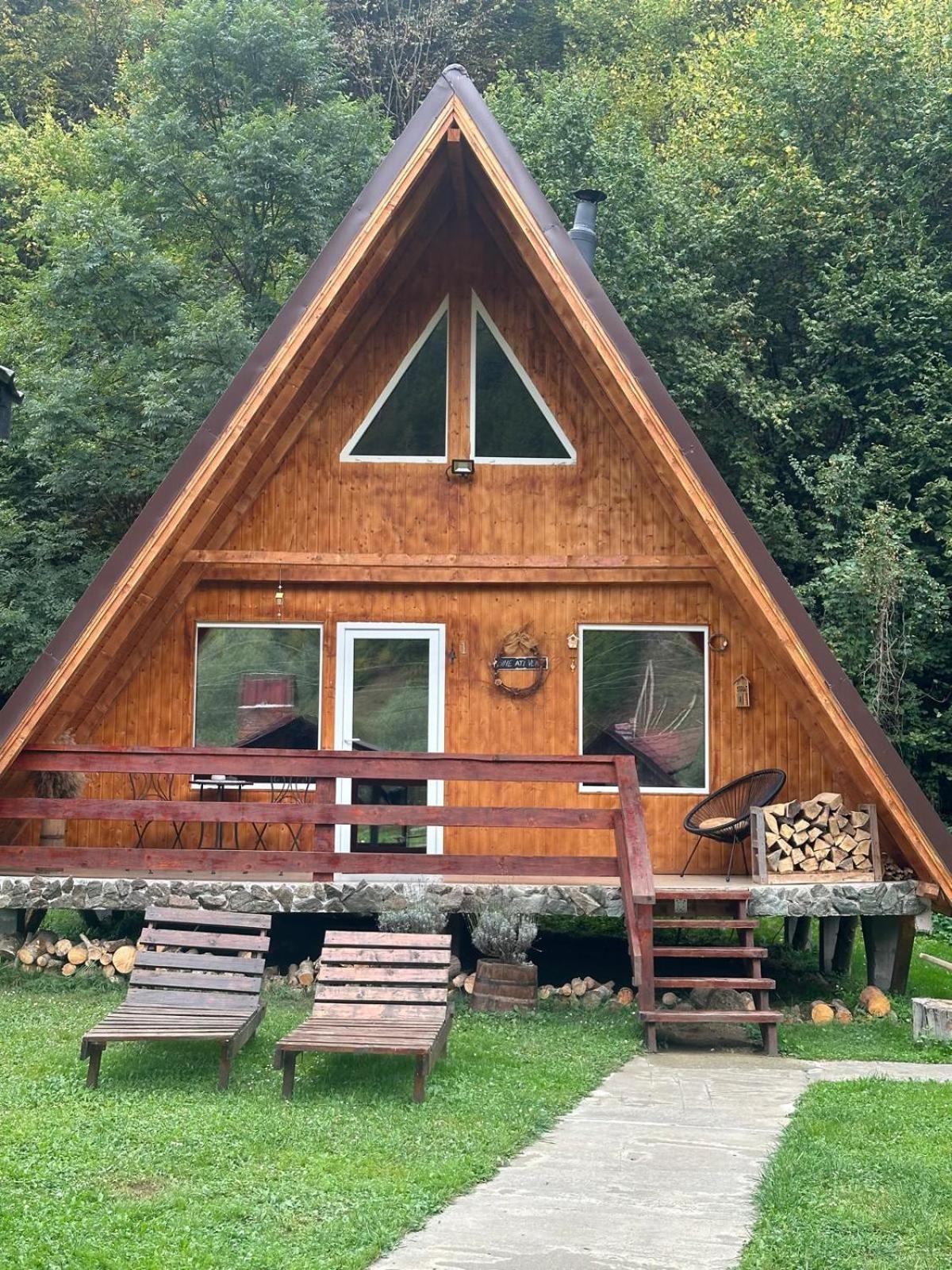 Cabanutze Satic Villa Rucăr Buitenkant foto