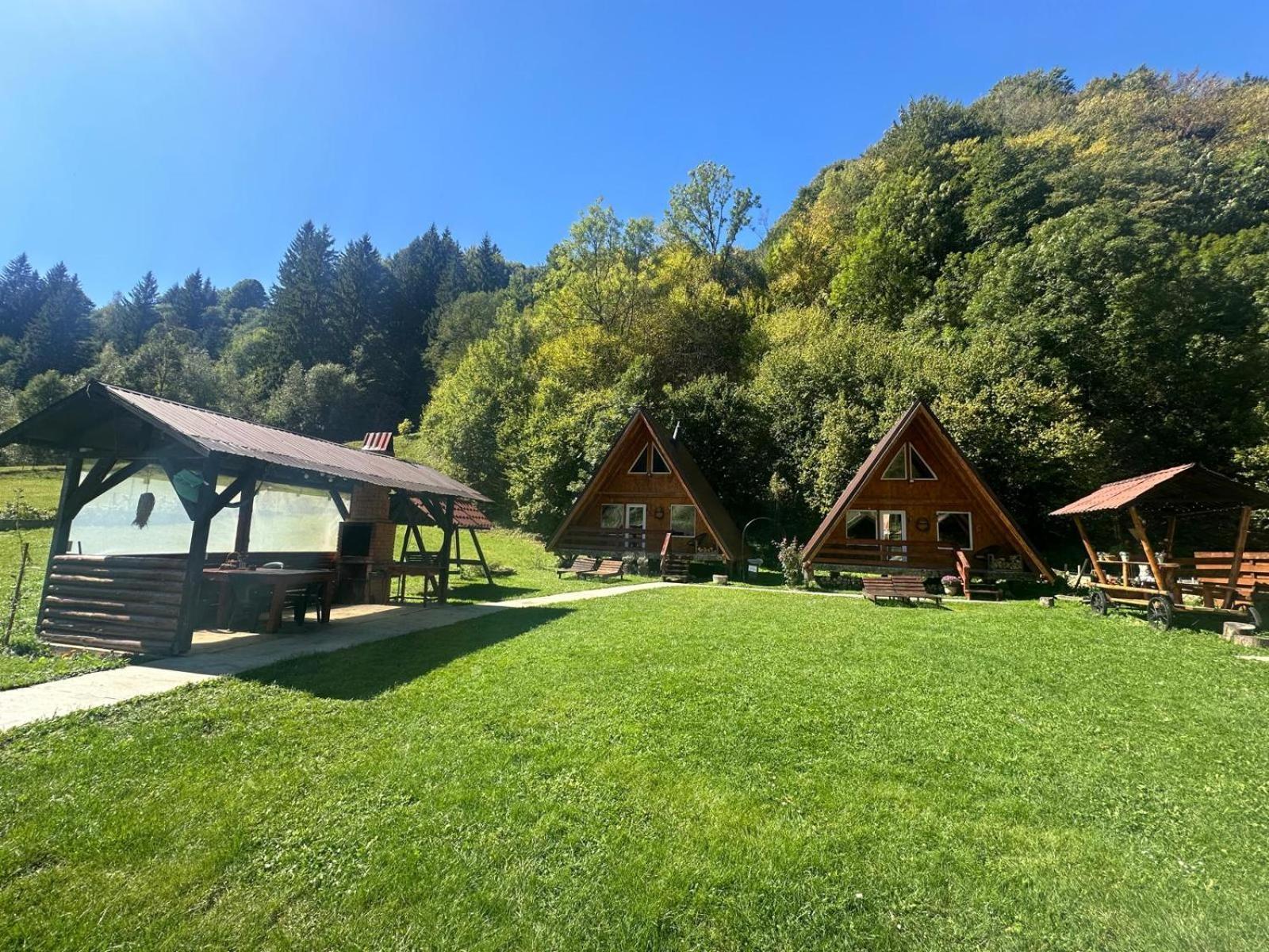 Cabanutze Satic Villa Rucăr Buitenkant foto